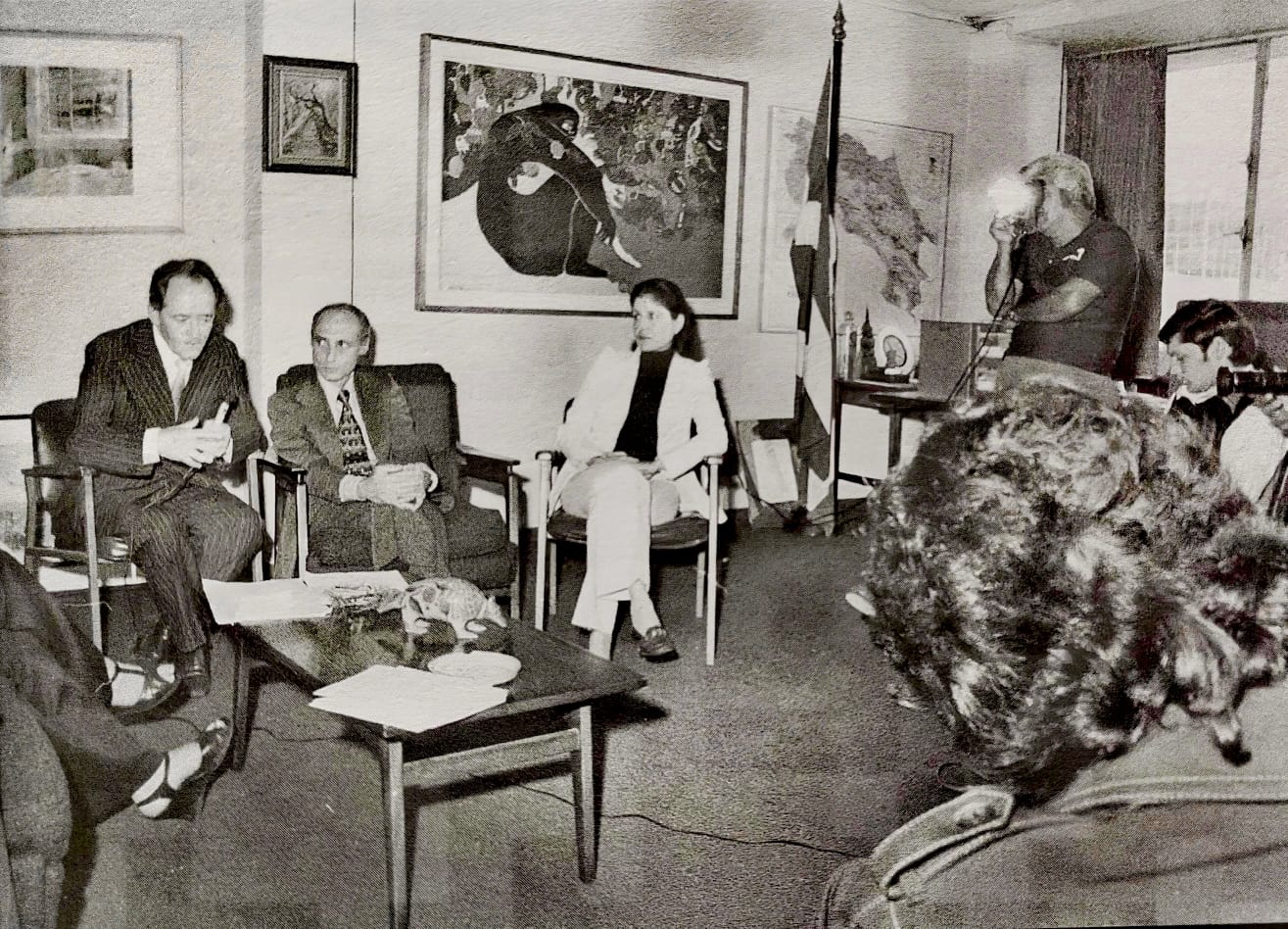 Conferencia de prensa: Anuncio de la creación del Taller Nacional de Teatro en junio de 1977. Fotografía: Sandozequi.